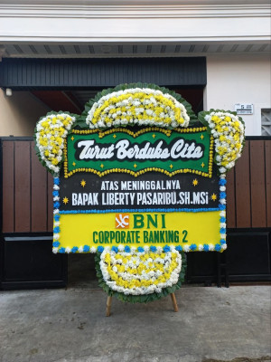 Papan Bunga Duka di Kebon Jeruk