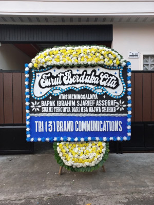 Papan Bunga Duka di Kebon Jeruk